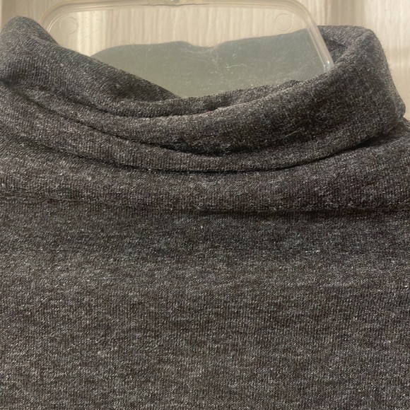 Express semi-sheer lightweight long sleeved turtleneck size small vintage Y2K - Picture 4 of 10